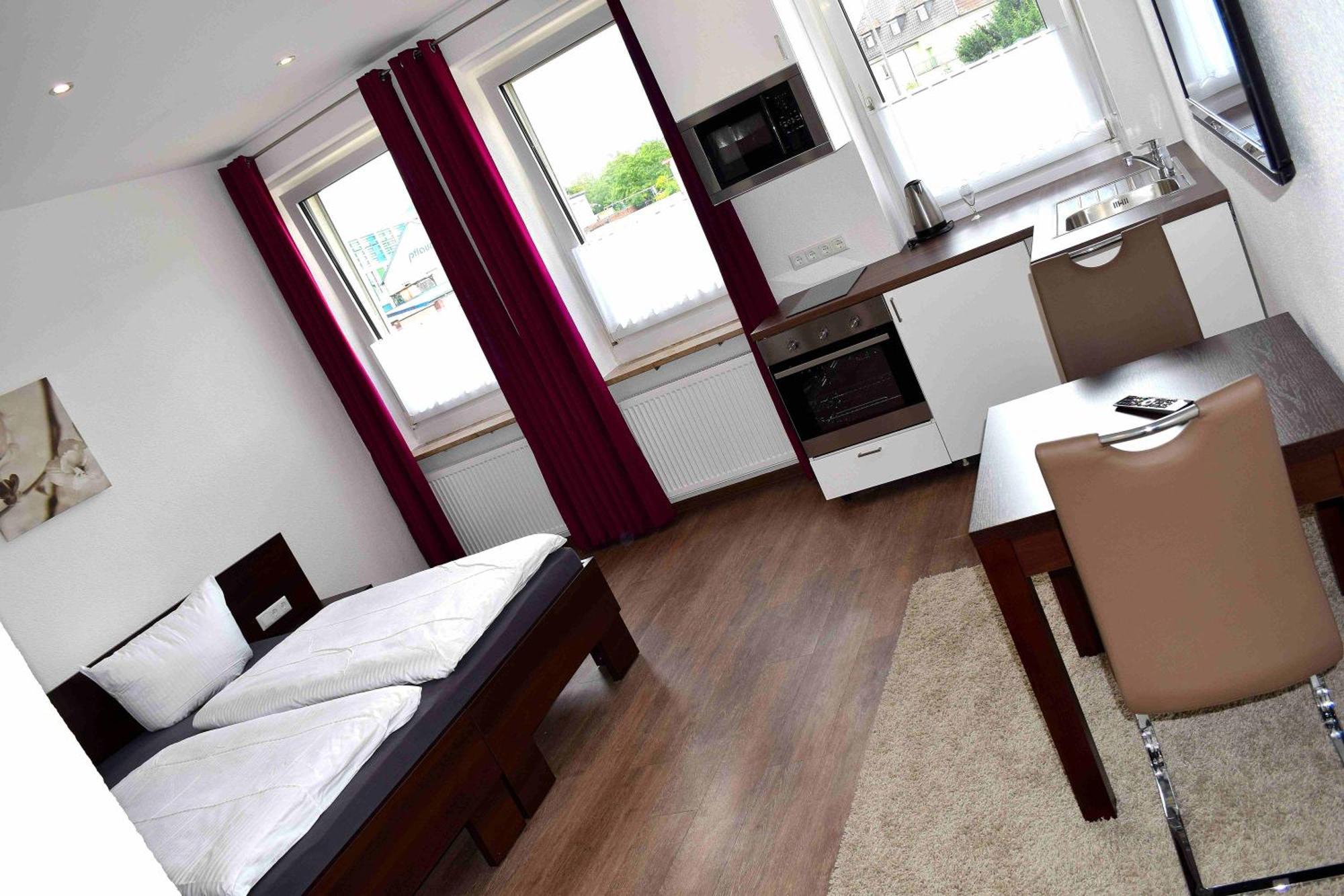 Boardinghouse - Stadtvilla Budget ชไวน์ฟอร์ท ห้อง รูปภาพ