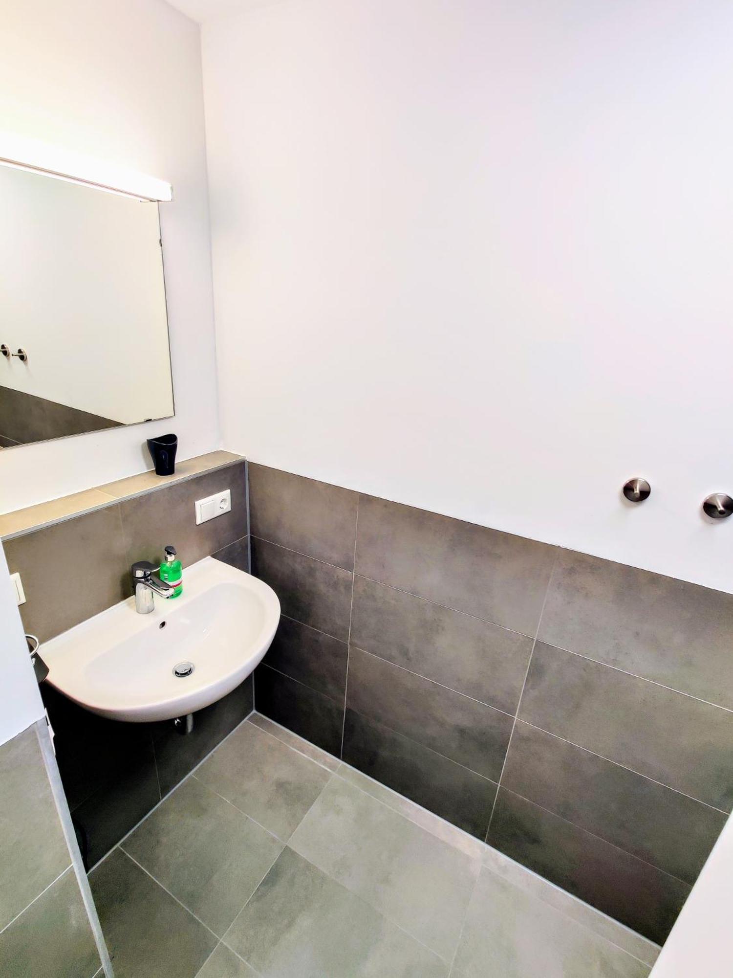 Boardinghouse - Stadtvilla Budget ชไวน์ฟอร์ท ภายนอก รูปภาพ