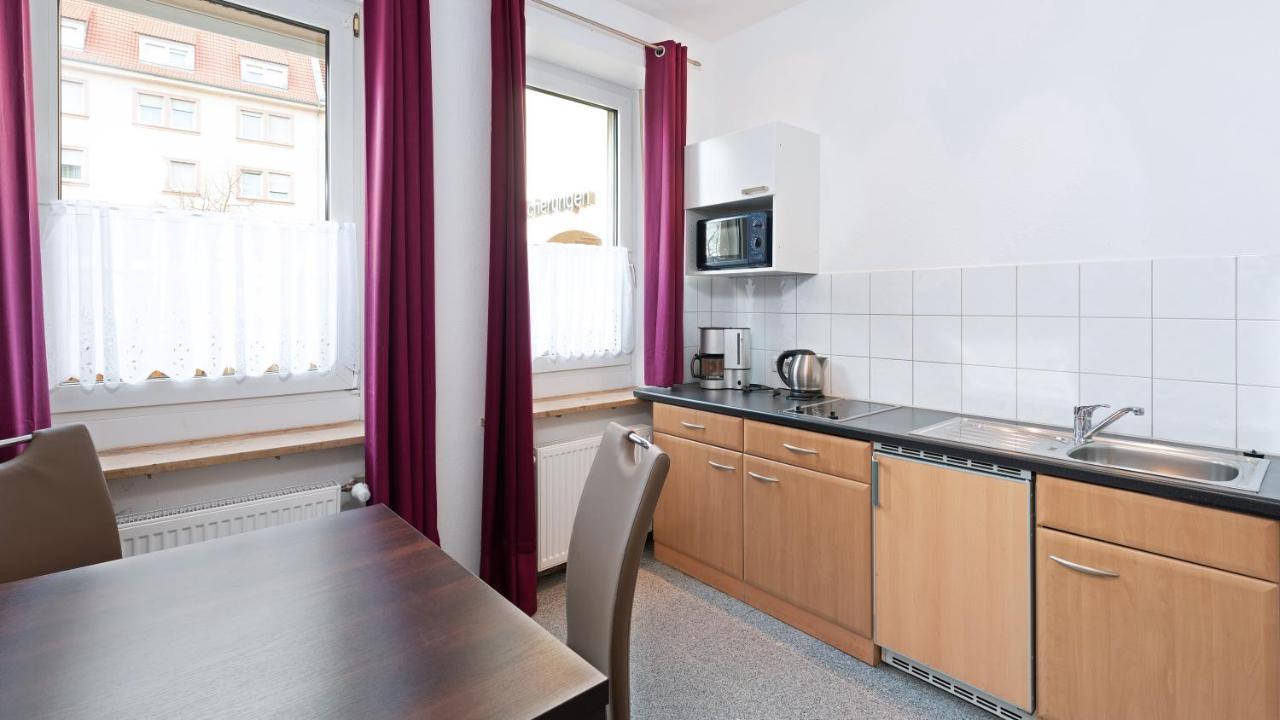 Boardinghouse - Stadtvilla Budget ชไวน์ฟอร์ท ภายนอก รูปภาพ