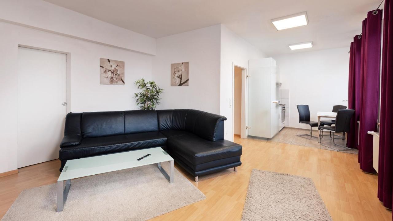 Boardinghouse - Stadtvilla Budget ชไวน์ฟอร์ท ภายนอก รูปภาพ